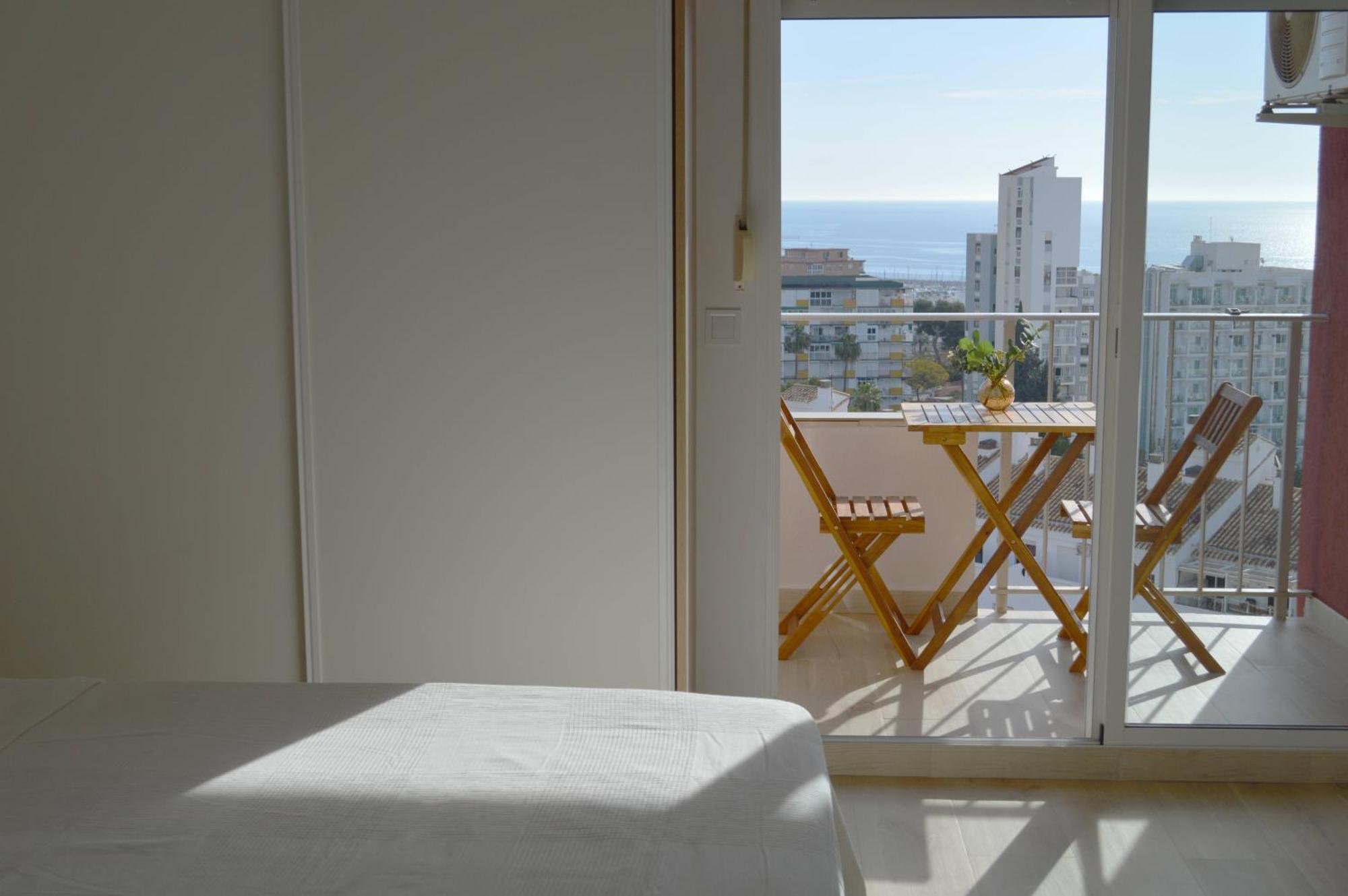Apart With Swimming Pool Open All Year ベナルマデナ エクステリア 写真